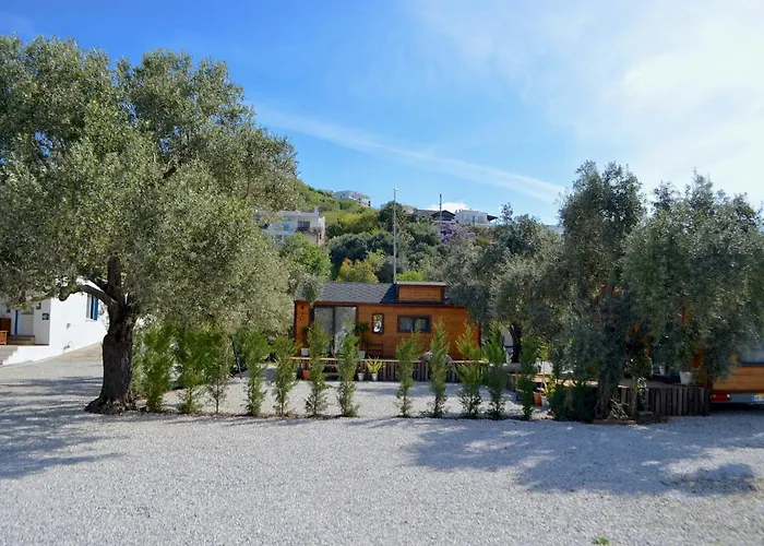 Yueksel Butik לינה וארוחת בוקר