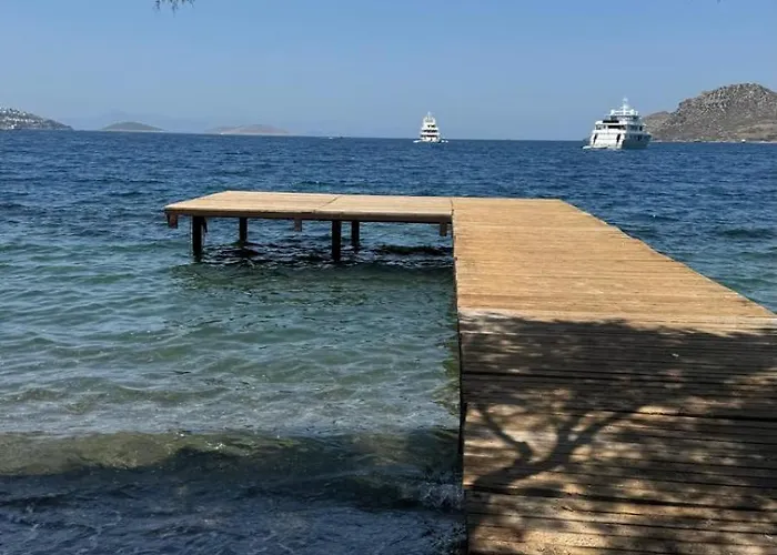 לינה וארוחת בוקר Yueksel Butik *