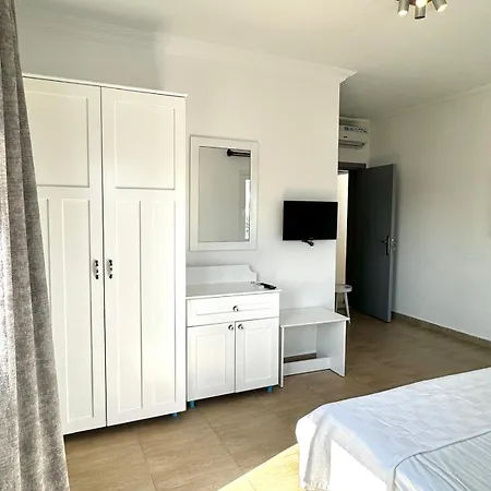 Bed & Breakfast Yueksel Butik